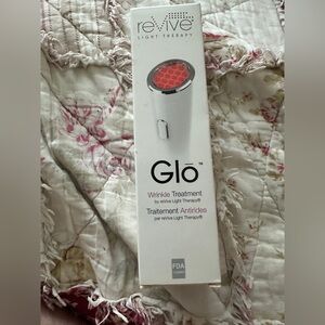 ReVive Glo wrinkle treatment